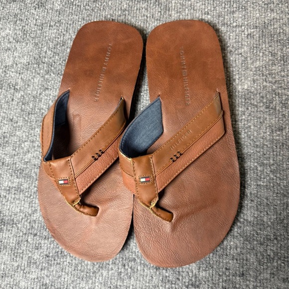 Tommy Hilfiger Brown Faux Leather Thong Flip Flop Sandals Casual Summer - Picture 1 of 8